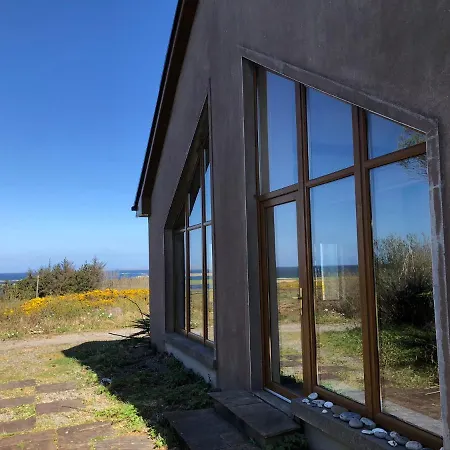 House With Sea Views Close To With Wifi And Large Kitchen And Dining *