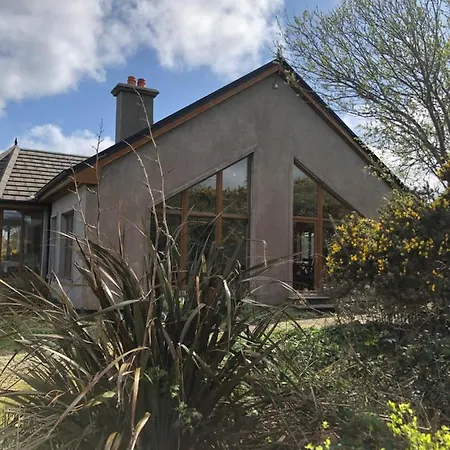 펜션 House With Sea Views Close To With Wifi And Large Kitchen And Dining *