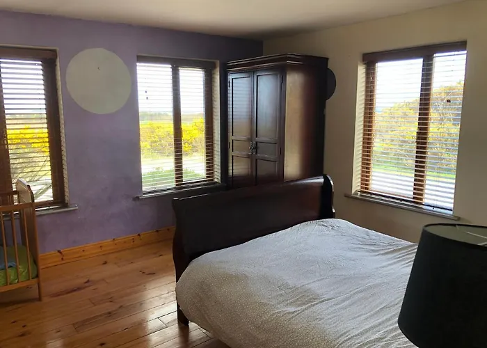 House With Sea Views Close To With Wifi And Large Kitchen And Dining Hébergement de vacances Ardnagreevagh