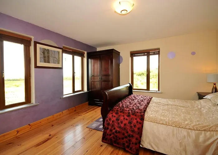 House With Sea Views Close To With Wifi And Large Kitchen And Dining Ardnagreevagh