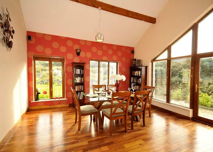 House With Sea Views Close To With Wifi And Large Kitchen And Dining Semesterbostad Ardnagreevagh