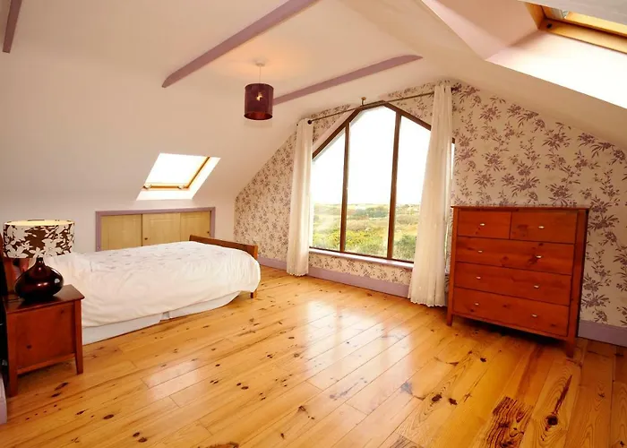 Nyaraló House With Sea Views Close To With Wifi And Large Kitchen And Dining Ardnagreevagh