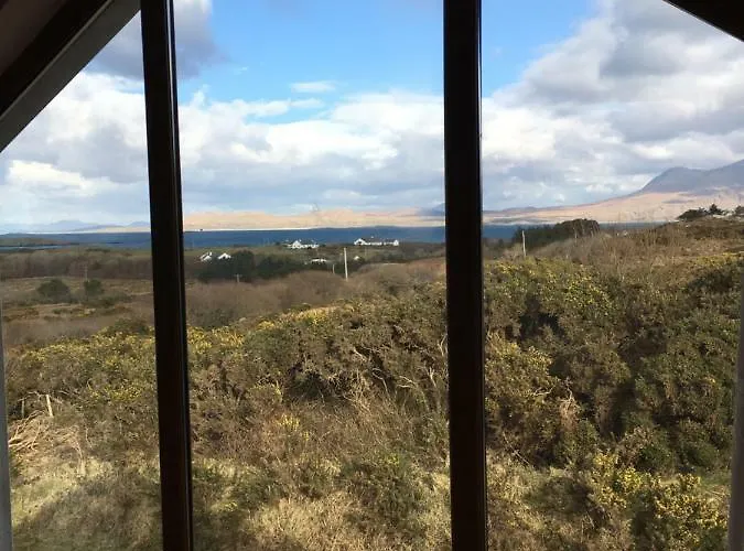 House With Sea Views Close To With Wifi And Large Kitchen And Dining Hébergement de vacances Ardnagreevagh